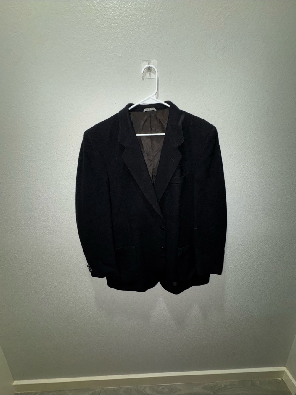 Men's Black Single-Breasted Blazer - Classic Tailored Sport Coat